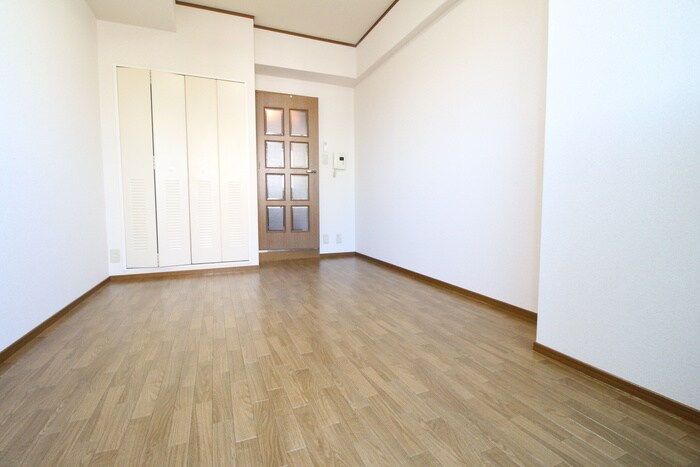 物件内観写真13　(居室)
