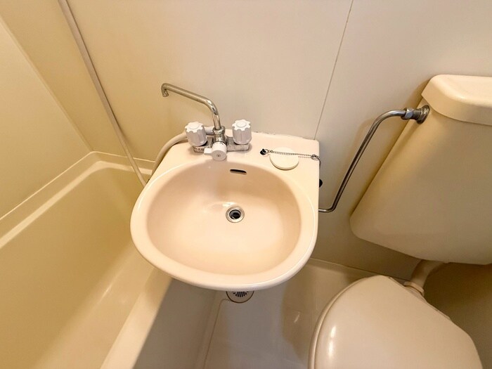 物件内観写真9　(洗面)