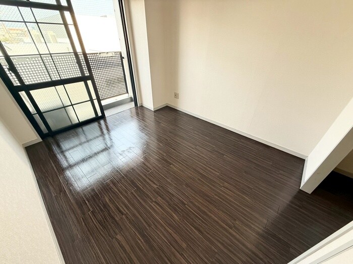 物件内観写真13　(居室)