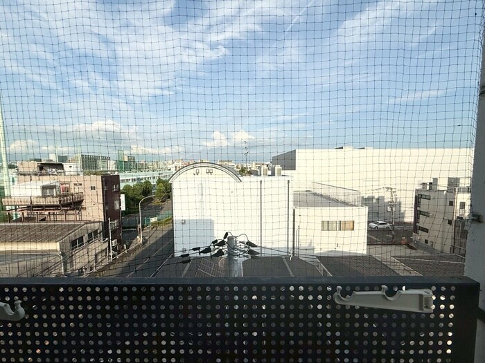 物件内観写真18　(室内からの展望)