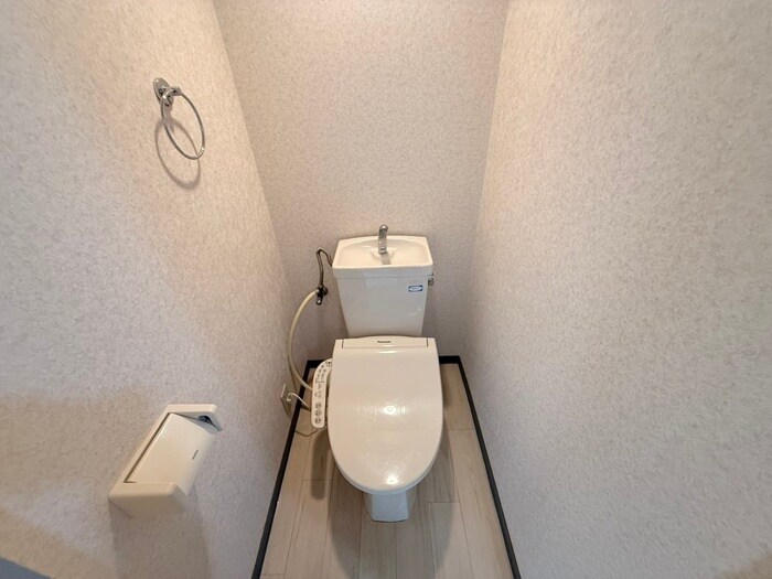 物件内観写真12　(トイレ)