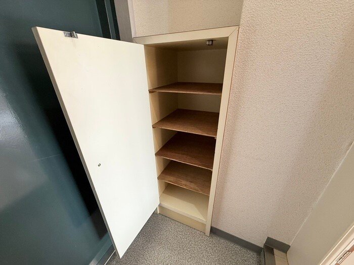 物件内観写真17　(靴箱)
