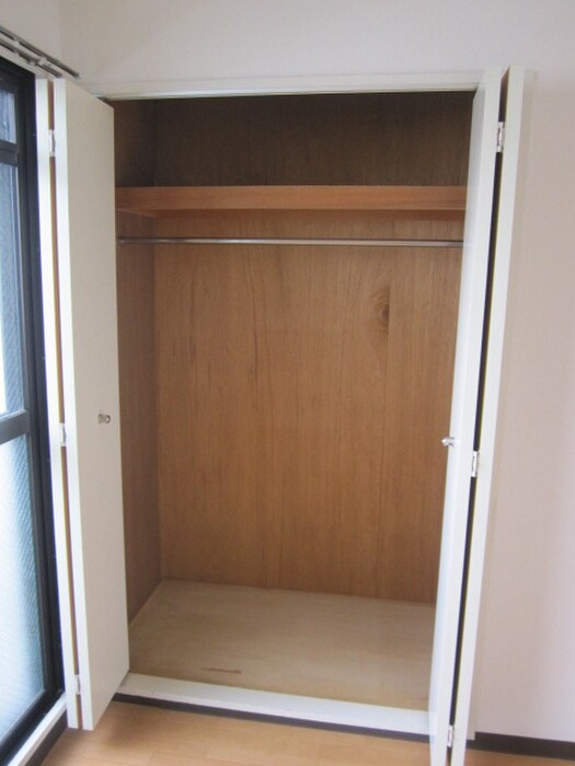 物件内観写真15　(収納)