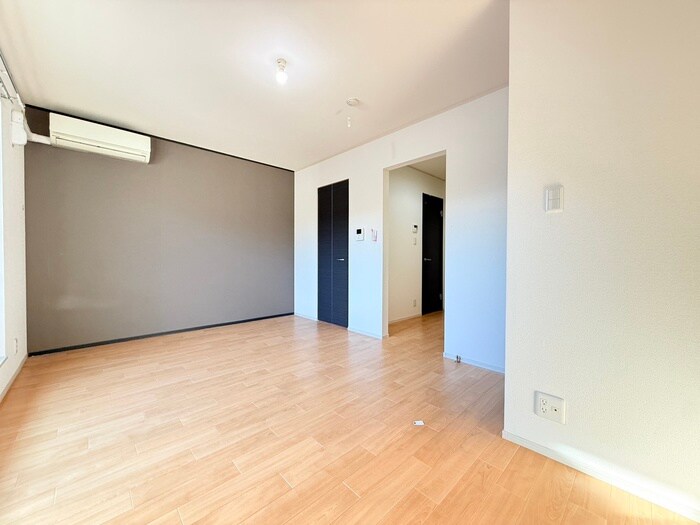 物件内観写真13　(居室)