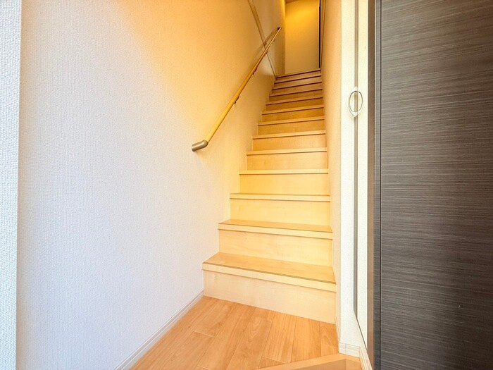 物件内観写真17　(廊下)