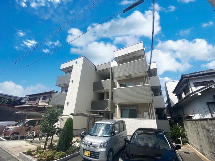 物件外観写真1　(外観写真)