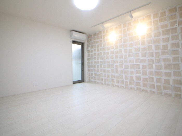 物件内観写真11　(居室)