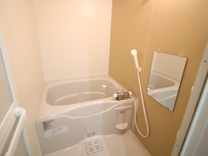 物件内観写真11　(バス／シャワールーム等)