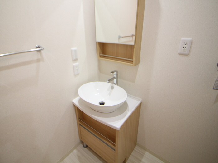 物件内観写真12　(洗面)