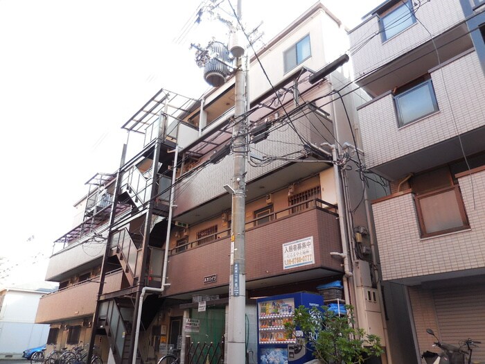 物件外観写真6　(駐車場)