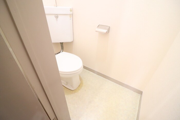 物件内観写真10　(トイレ)