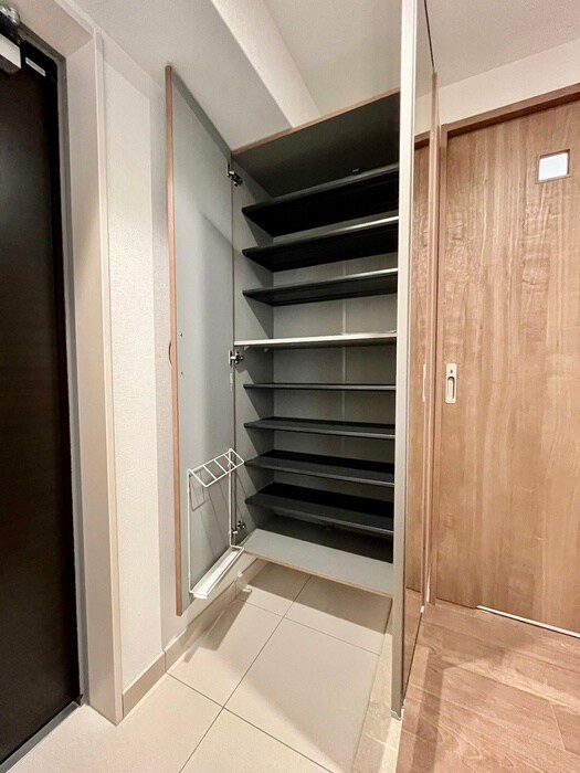 物件内観写真11　(靴箱)