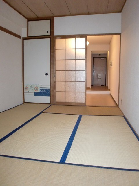 物件内観写真9　(居室)