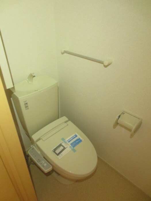 物件内観写真14　(トイレ)