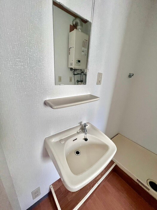 物件内観写真11　(洗面)