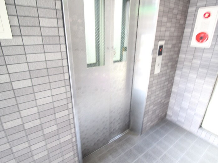 物件外観写真2　(建物設備)