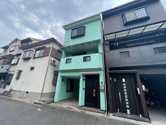 物件外観写真2　(外観写真)