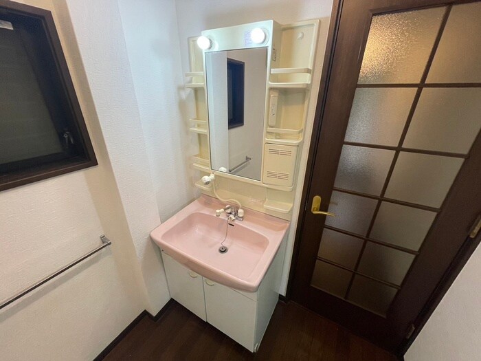 物件内観写真13　(洗面)