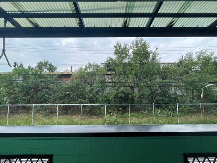 物件内観写真22　(室内からの展望)