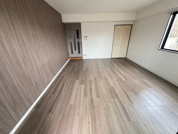 物件内観写真6　(居室)