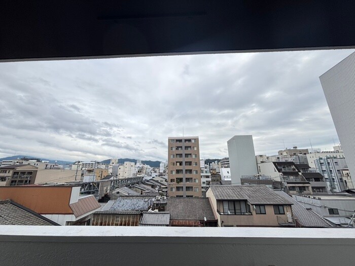 物件内観写真15　(室内からの展望)