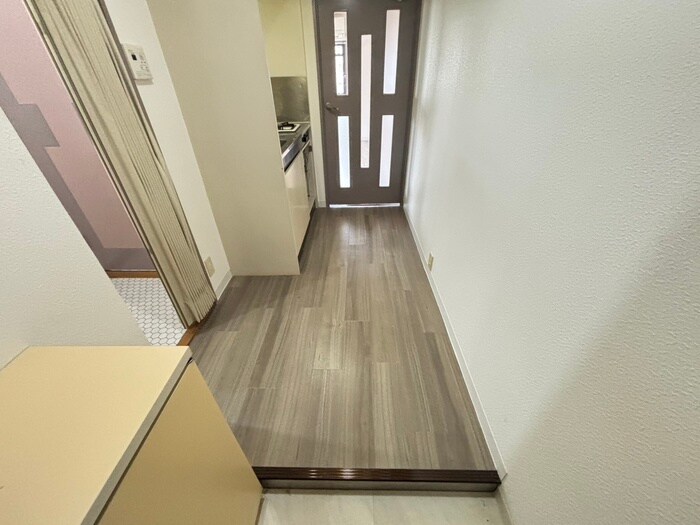 物件内観写真19　(廊下)