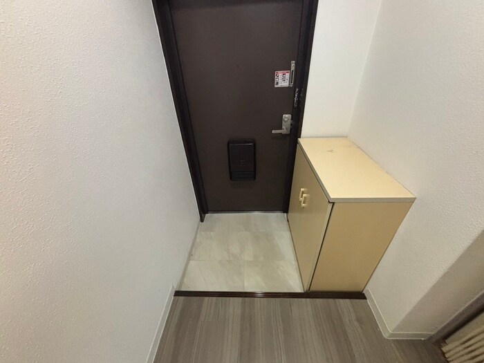 物件内観写真20　(玄関)