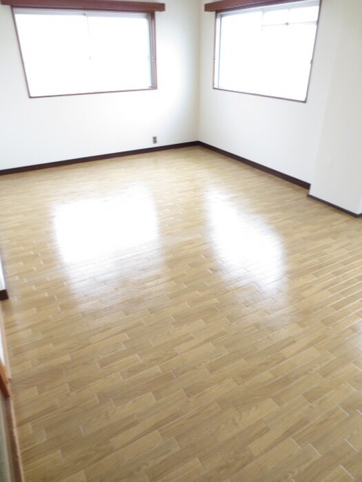 物件内観写真10　(居室)