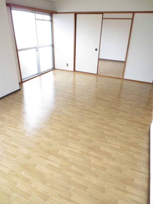 物件内観写真11　(居室)