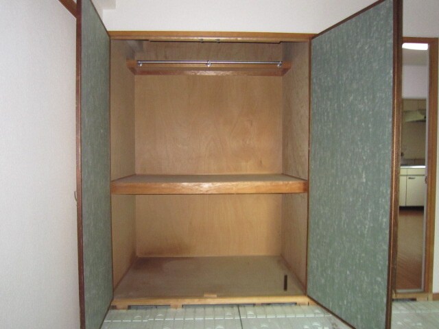 物件内観写真8　(収納)