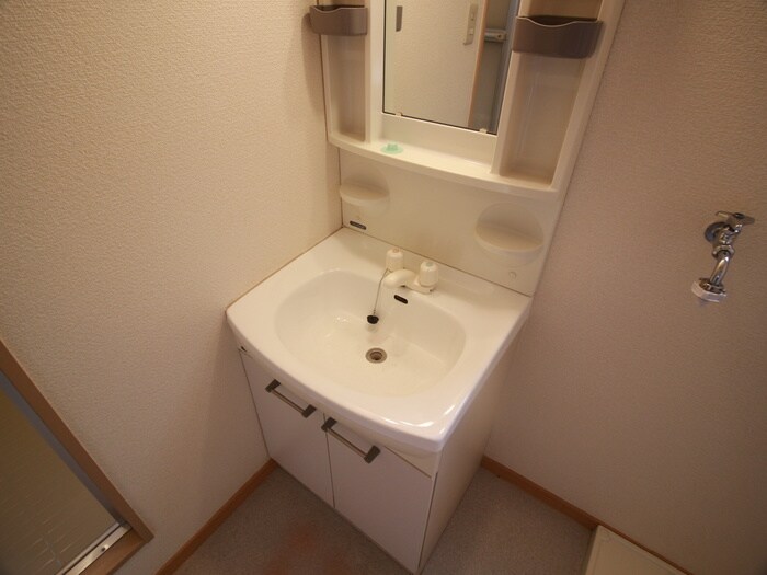 物件内観写真8　(洗面)