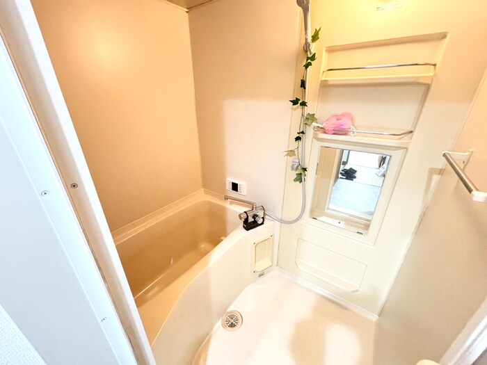 物件内観写真12　(バス／シャワールーム等)