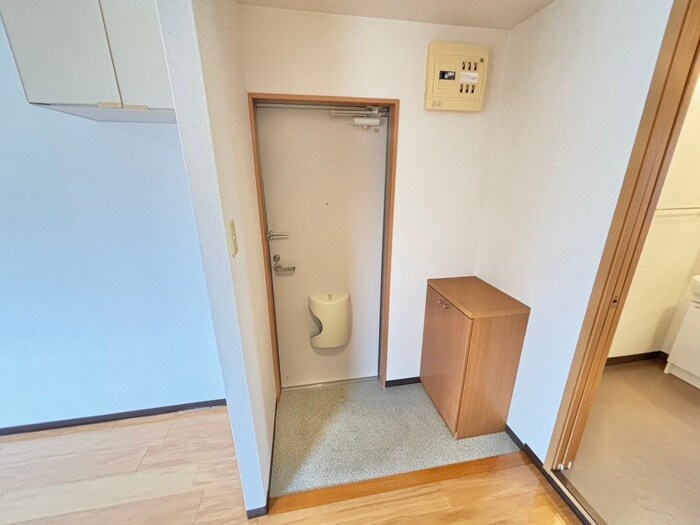 物件内観写真20　(玄関)