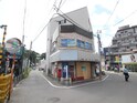 鼓ヶ滝駅前店舗