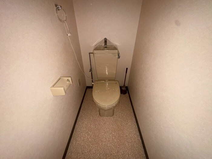 物件内観写真11　(トイレ)