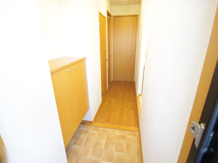 物件内観写真15　(廊下)