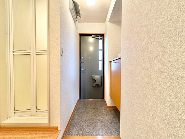 物件内観写真17　(廊下)