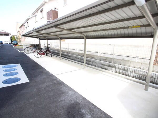 駐輪場