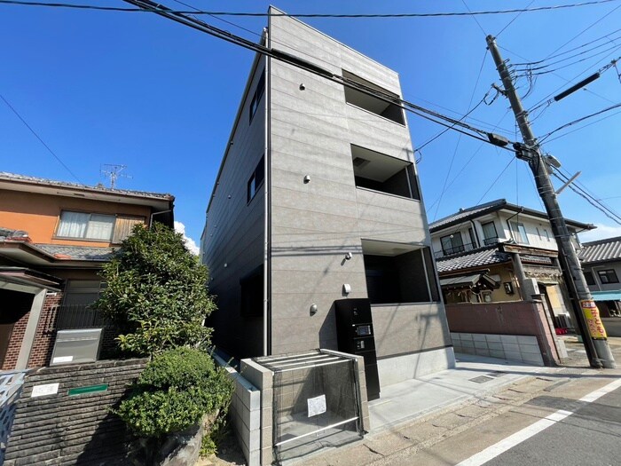 物件外観写真2　(外観写真)