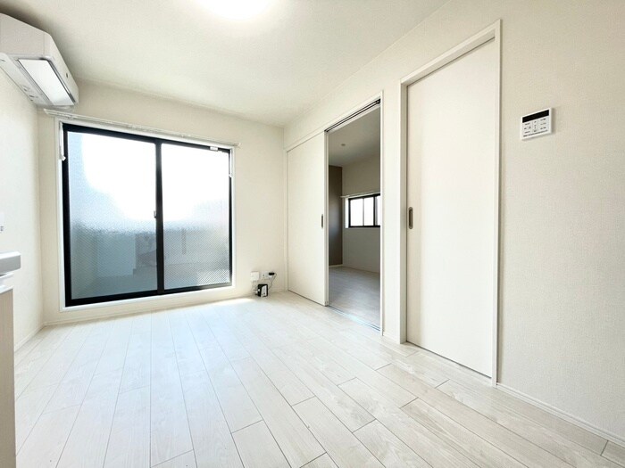 物件内観写真9　(居室)