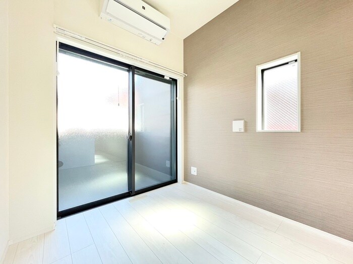 物件内観写真12　(居室)