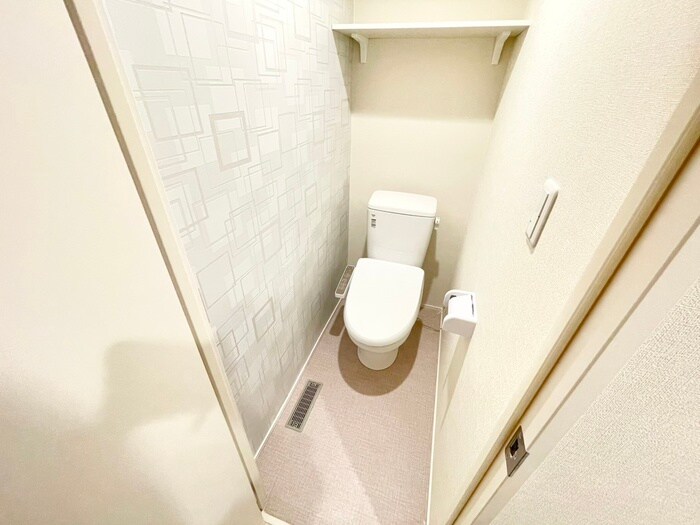 物件内観写真16　(トイレ)