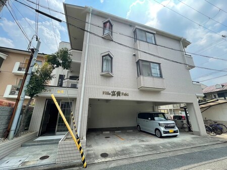 ヴィラ富貴2外観写真