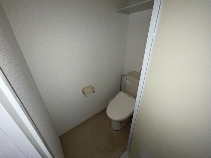 物件内観写真12　(トイレ)