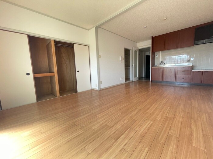 物件内観写真14　(居室)