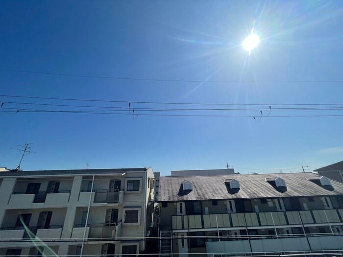 物件内観写真22　(室内からの展望)