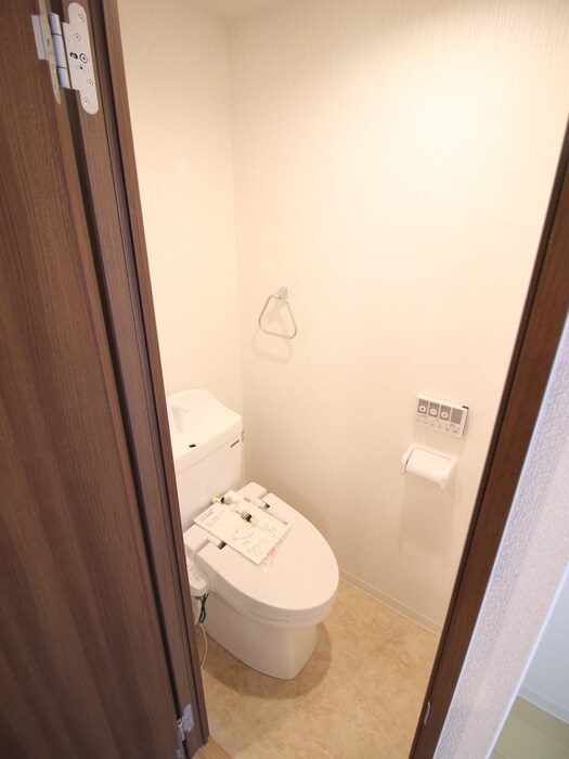 物件内観写真12　(トイレ)