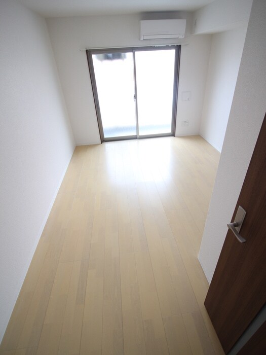 物件内観写真15　(居室)