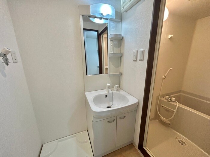 物件内観写真16　(洗面)