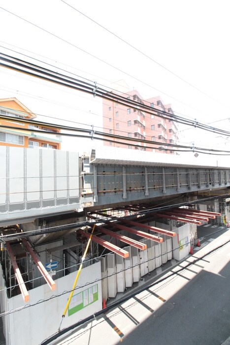 物件内観写真20　(室内からの展望)